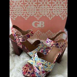 Gianni Bini Floral Print Heels